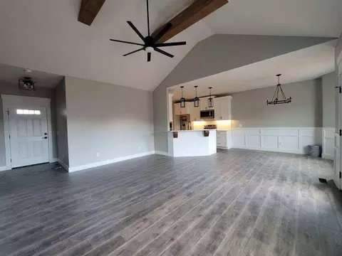 Living - 131 E Teakwood Ave, Clever, MO 65631 photo 3 of 4