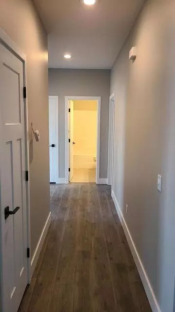 Entry Way - 131 E Teakwood Ave, Clever, MO 65631 photo 1 of 2