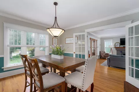 Dining - 636 E Delmar St, Springfield, MO 65807 photo 2 of 2