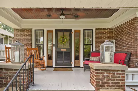 Exterior - 636 E Delmar St, Springfield, MO 65807 photo 2 of 12
