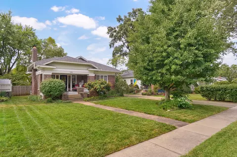 Exterior - 636 E Delmar St, Springfield, MO 65807 photo 4 of 12