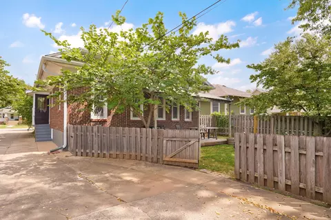 Exterior - 636 E Delmar St, Springfield, MO 65807 photo 8 of 12