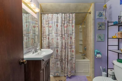 Bath - 2411 W Madison St, Springfield, MO 65802 photo 1 of 2