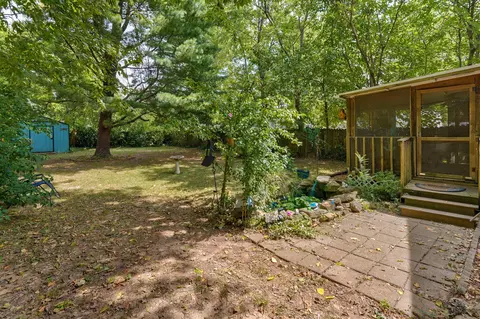 Exterior - 2411 W Madison St, Springfield, MO 65802 photo 6 of 10