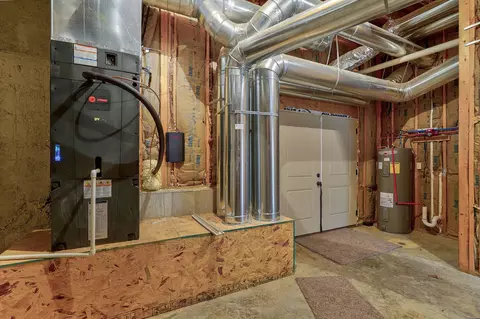 Entry Way - 122 Joseph Cove Dr, Lampe, MO 65681 photo 1 of 1