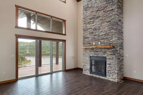 Living - 122 Joseph Cove Dr, Lampe, MO 65681 photo 3 of 8