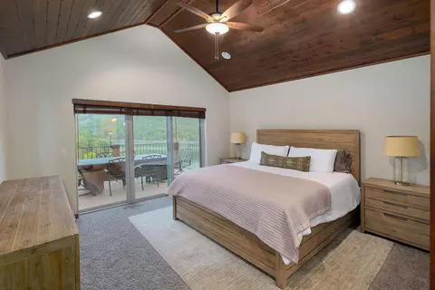 Bedroom - 122 Joseph Cove Dr, Lampe, MO 65681 photo 1 of 7