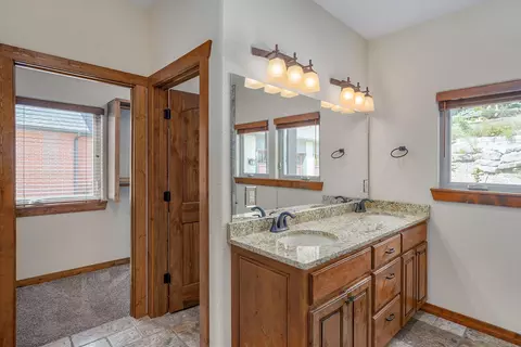 Bath - 122 Joseph Cove Dr, Lampe, MO 65681 photo 1 of 8