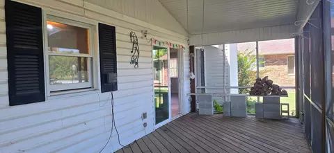 Exterior - 628 Parnell Dr, Branson, MO 65616 photo 5 of 8