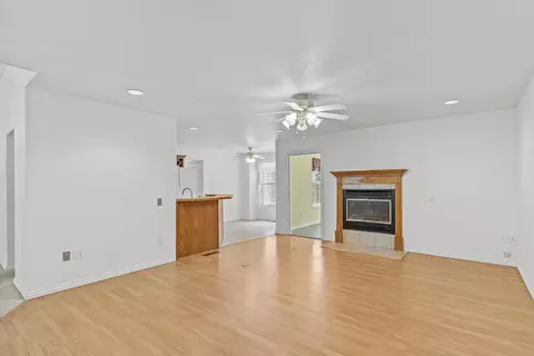 Living - 52 Crown Dr, Branson West, MO 65737 photo 5 of 11