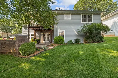 Exterior - 2078 W Sexton Dr, Springfield, MO 65810 photo 7 of 8