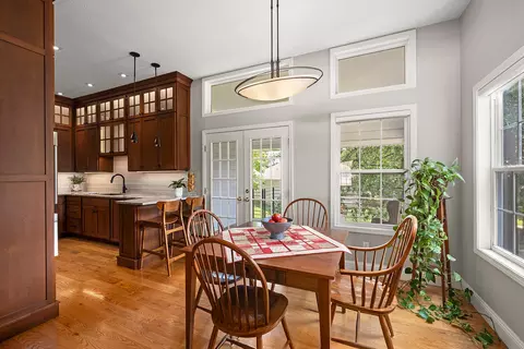 Dining - 2078 W Sexton Dr, Springfield, MO 65810 photo 2 of 2