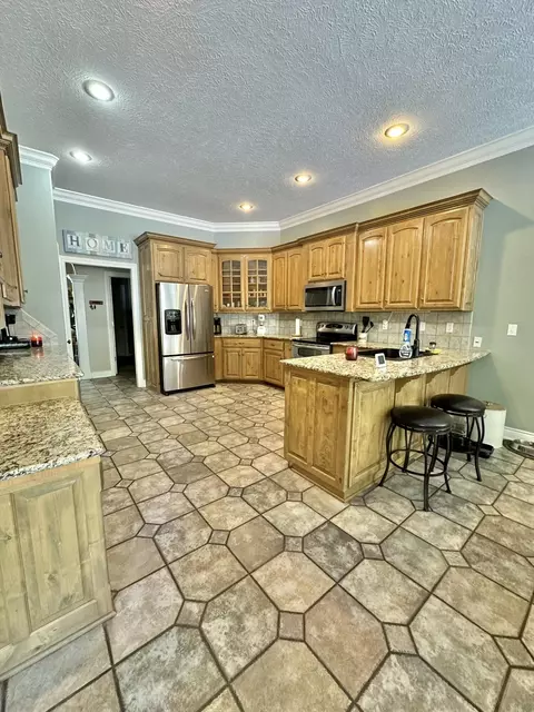 Kitchen - 4414 N 6th St, Ozark, MO 65721 photo 1 of 5