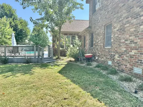 Exterior - 4414 N 6th St, Ozark, MO 65721 photo 14 of 17