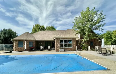 Exterior - 4414 N 6th St, Ozark, MO 65721 photo 9 of 17