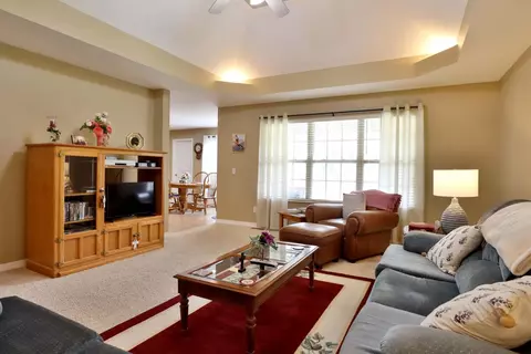 Living - 3741 N Oak Point Ave, Springfield, MO 65803 photo 1 of 5