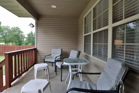 Exterior - 3741 N Oak Point Ave, Springfield, MO 65803 photo 3 of 12