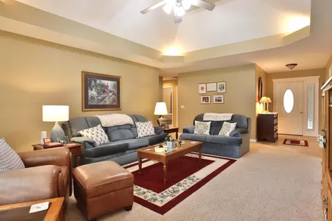 Living - 3741 N Oak Point Ave, Springfield, MO 65803 photo 3 of 5