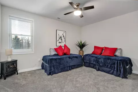 Bedroom - 267 S Pebble Beach Ave, Springfield, MO 65802 photo 6 of 6