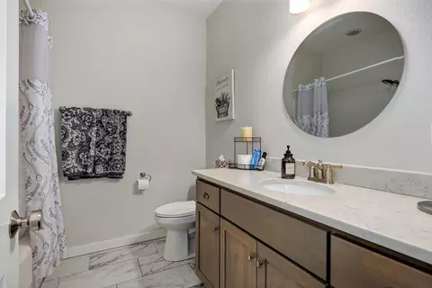 Bath - 267 S Pebble Beach Ave, Springfield, MO 65802 photo 4 of 6