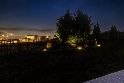 Exterior - 267 S Pebble Beach Ave, Springfield, MO 65802 photo 9 of 15