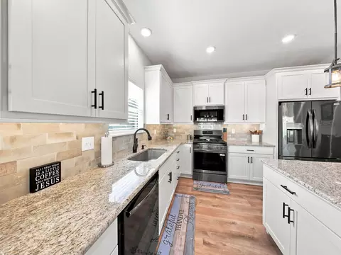 Kitchen - 2501 W Webb Rd, Ozark, MO 65721 photo 3 of 4