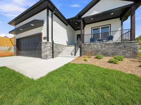 Exterior - 2501 W Webb Rd, Ozark, MO 65721 photo 7 of 8