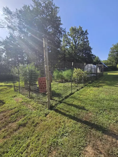 Exterior - 15142 Oconnor Crossing Blvd, Birch Tree, MO 65438 photo 11 of 20