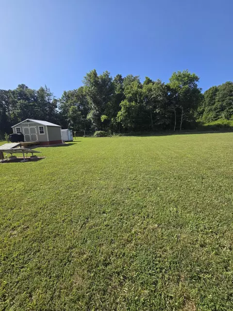Exterior - 15142 Oconnor Crossing Blvd, Birch Tree, MO 65438 photo 17 of 20