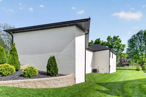 Exterior - 6002 Copper Ridge St, Nixa, MO 65714 photo 10 of 11