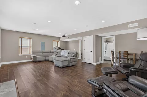 Living - 173 Thunder Ridge Estates Dr, Branson, MO 65616 photo 1 of 1