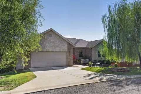 Exterior - 173 Thunder Ridge Estates Dr, Branson, MO 65616 photo 3 of 9