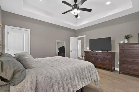 Bedroom - 173 Thunder Ridge Estates Dr, Branson, MO 65616 photo 2 of 6