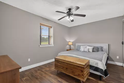 Bedroom - 173 Thunder Ridge Estates Dr, Branson, MO 65616 photo 5 of 6