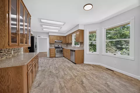 Kitchen - 3605 E Delmar St, Springfield, MO 65809 photo 1 of 6