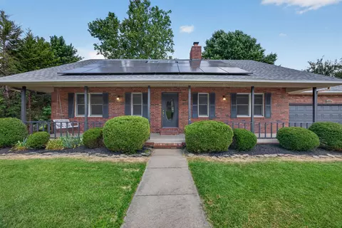 Exterior - 3605 E Delmar St, Springfield, MO 65809 photo 3 of 13