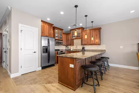 Kitchen - 1207 Riverstone Dr, Branson, MO 65616 photo 3 of 4