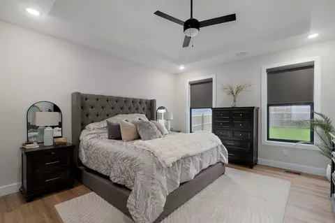 Bedroom - 4911 S Burrows Ave, Springfield, MO 65810 photo 1 of 7