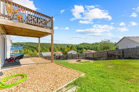 Exterior - 218 Windridge St, Branson, MO 65616 photo 6 of 6