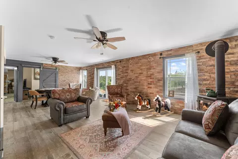 Living - 218 Windridge St, Branson, MO 65616 photo 2 of 3