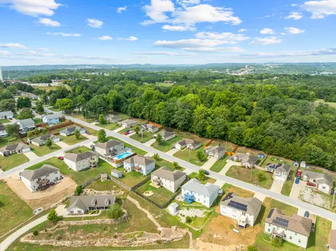 View/Area - 218 Windridge St, Branson, MO 65616 photo 2 of 7
