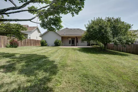 Exterior - 439 S River Birch Dr, Springfield, MO 65809 photo 7 of 7