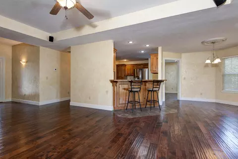 Living - 439 S River Birch Dr, Springfield, MO 65809 photo 5 of 6