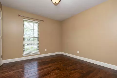 Bedroom - 439 S River Birch Dr, Springfield, MO 65809 photo 3 of 3