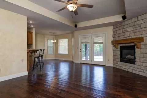 Living - 439 S River Birch Dr, Springfield, MO 65809 photo 1 of 6
