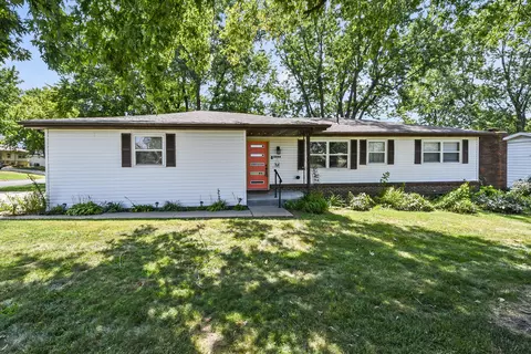 Exterior - 2326 E Nora St, Springfield, MO 65803 photo 3 of 9