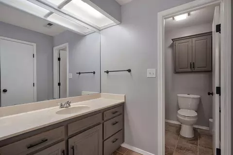 Bath - 2771 W Westview St, Springfield, MO 65807 photo 1 of 3
