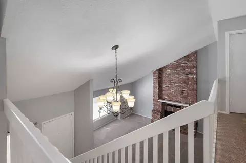 Entry Way - 2771 W Westview St, Springfield, MO 65807 photo 1 of 2