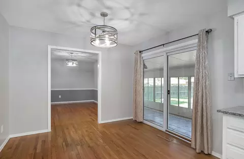Dining - 2771 W Westview St, Springfield, MO 65807 photo 1 of 1