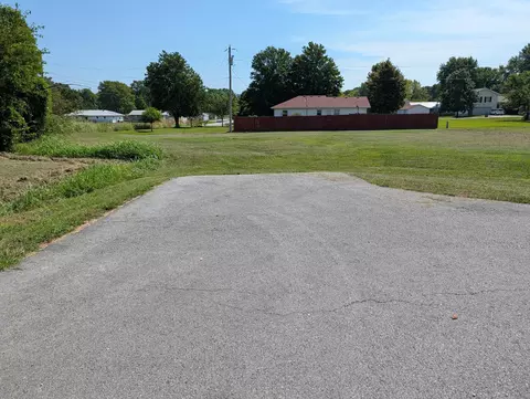 000 S Chustnut St, Buffalo, MO 65622 photo 2